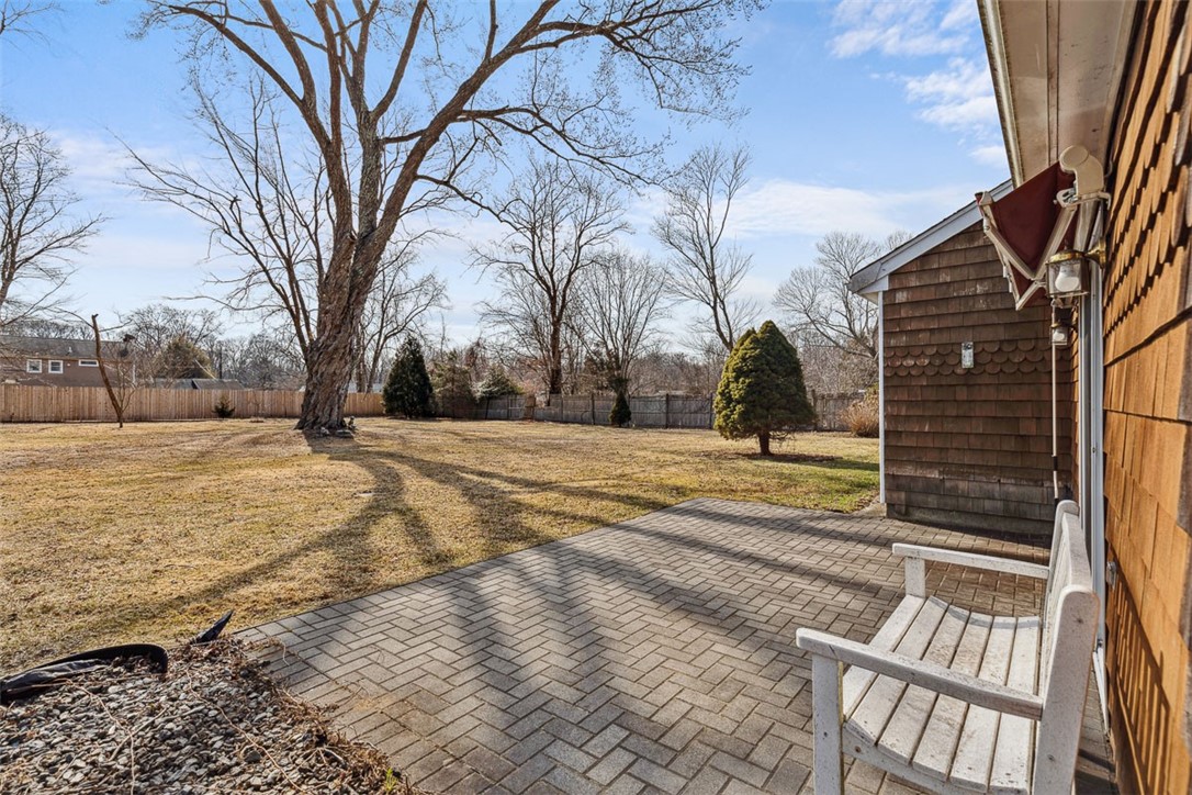 6 Rosedale Avenue Barrington, RI 02806 - Photo 16 of 24