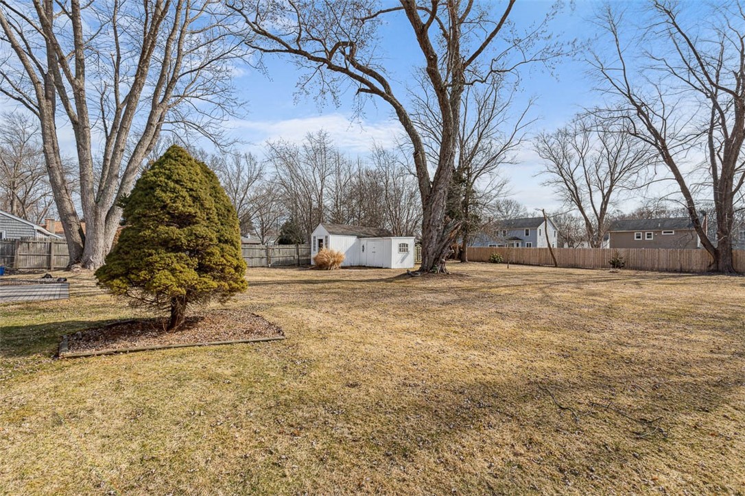 6 Rosedale Avenue Barrington, RI 02806 - Photo 17 of 24