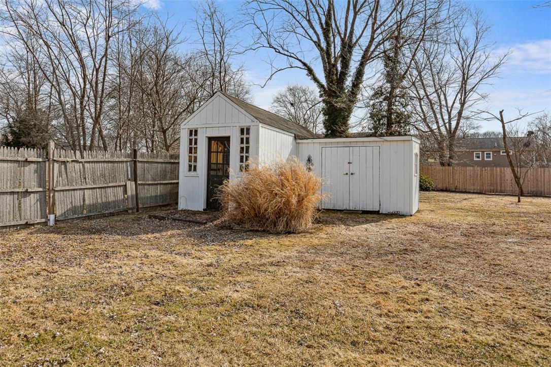 6 Rosedale Avenue Barrington, RI 02806 - Photo 18 of 24