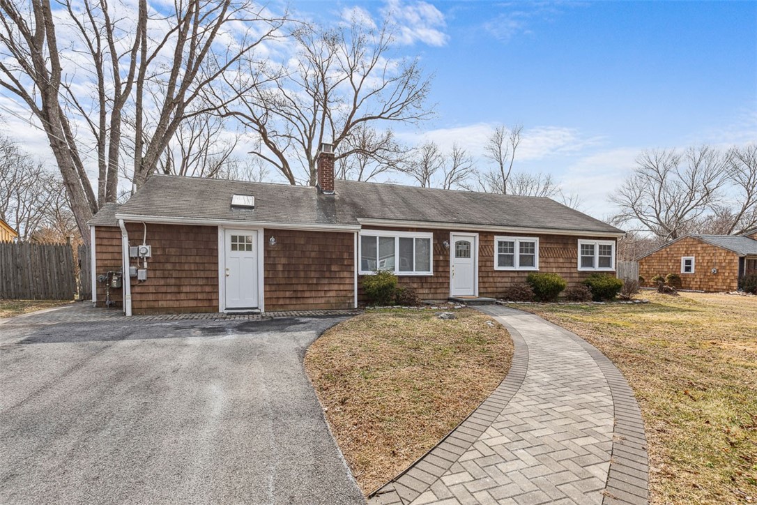 6 Rosedale Avenue Barrington, RI 02806 - Photo 2 of 24