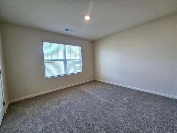 $2,300 | 274 Walnut Grv Way, Pendergrass, GA 30567