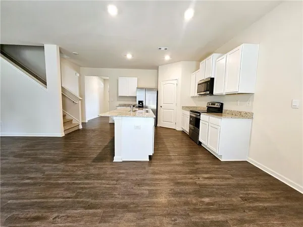 $2,300 | 274 Walnut Grv Way, Pendergrass, GA 30567