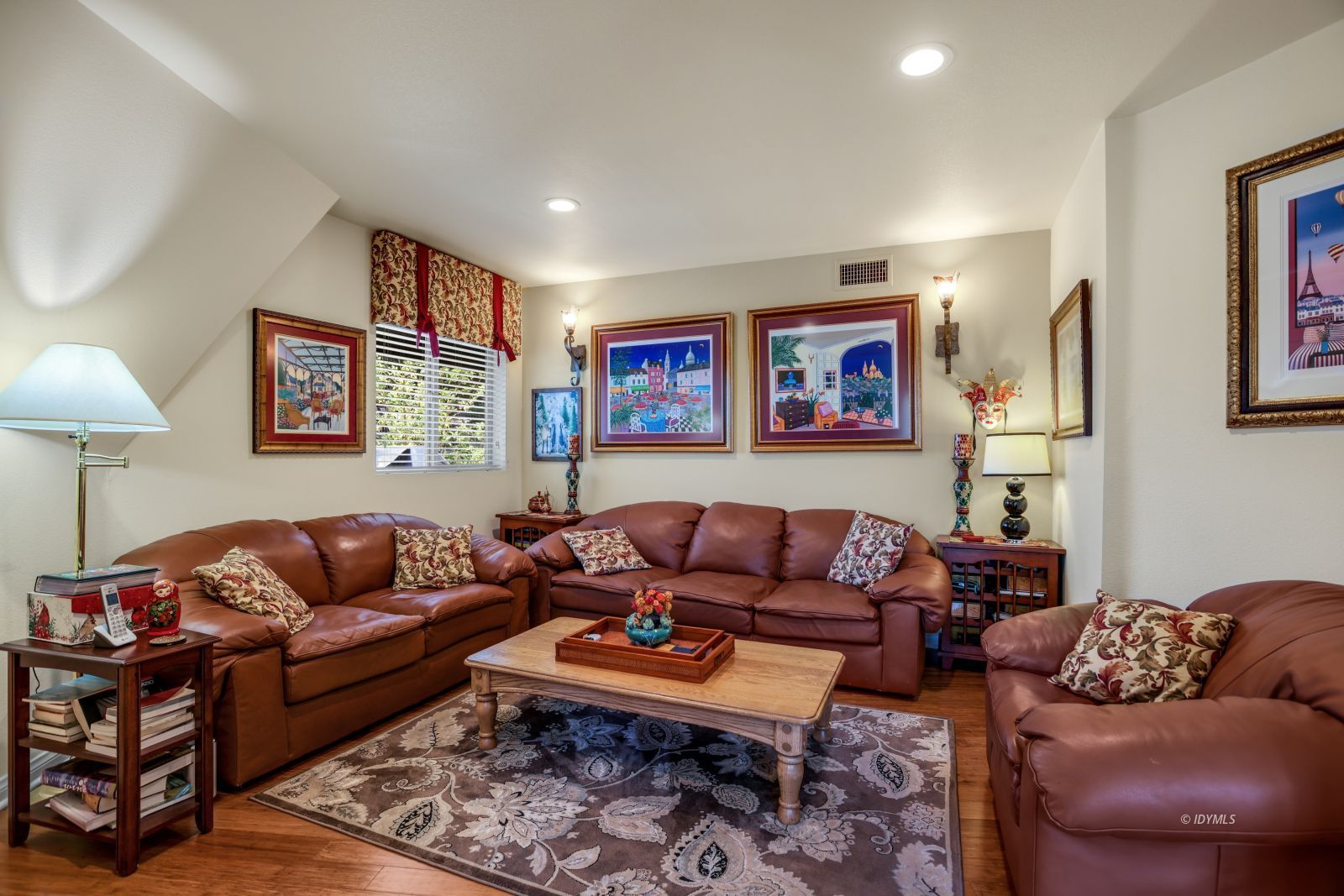 53599 West Ridge Road Idyllwild, CA 92549 - Photo 15 of 49 a living room with furniture and a rug