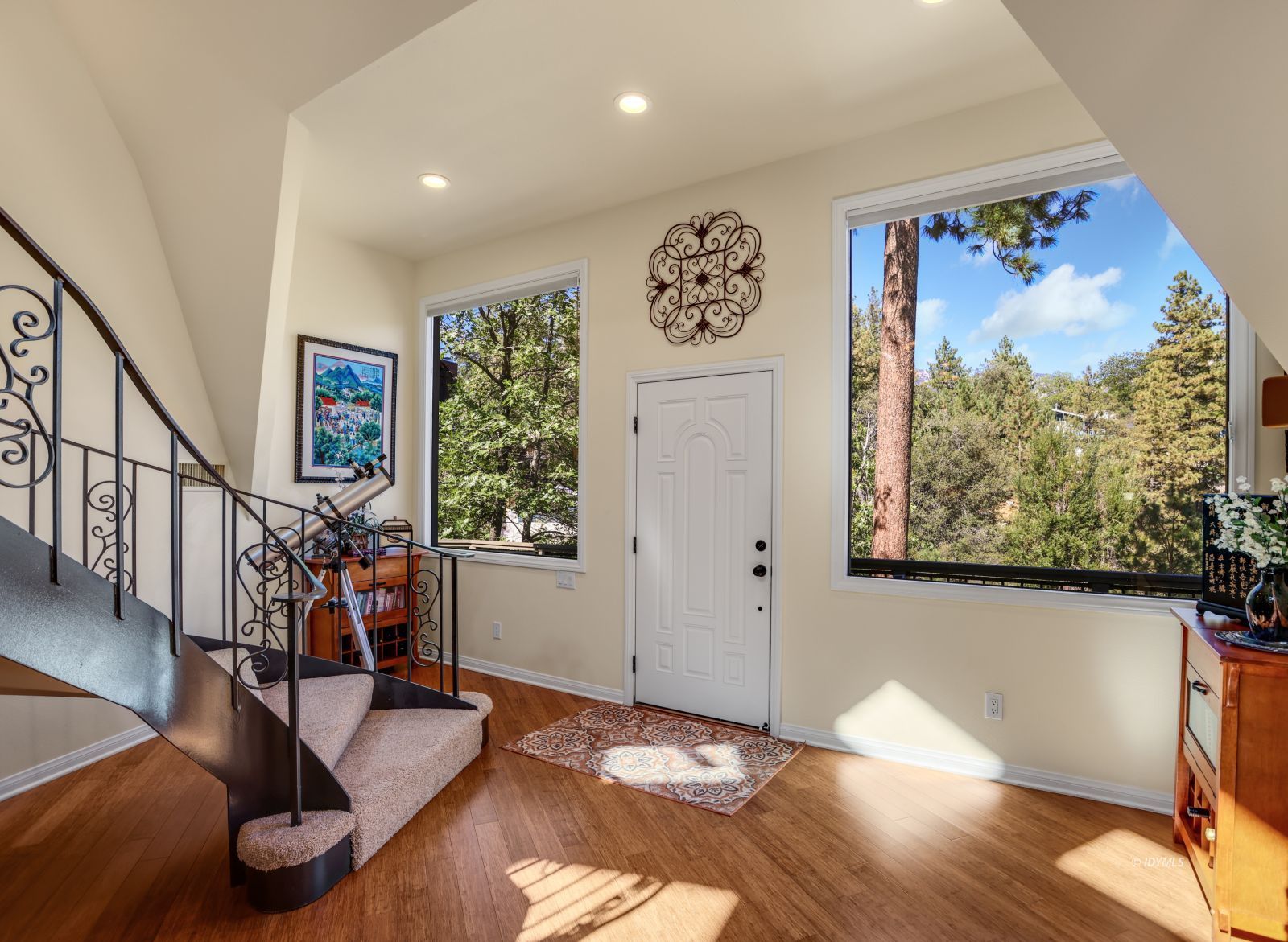 53599 West Ridge Road Idyllwild, CA 92549 - Photo 39 of 49 a view of a entryway with furniture and wooden floor