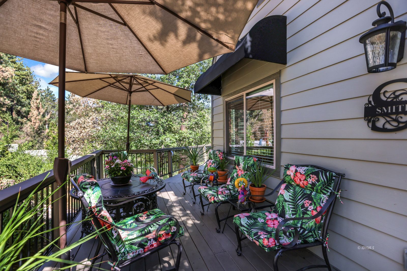53599 West Ridge Road Idyllwild, CA 92549 - Photo 40 of 49 a view of a chairs and table in the patio