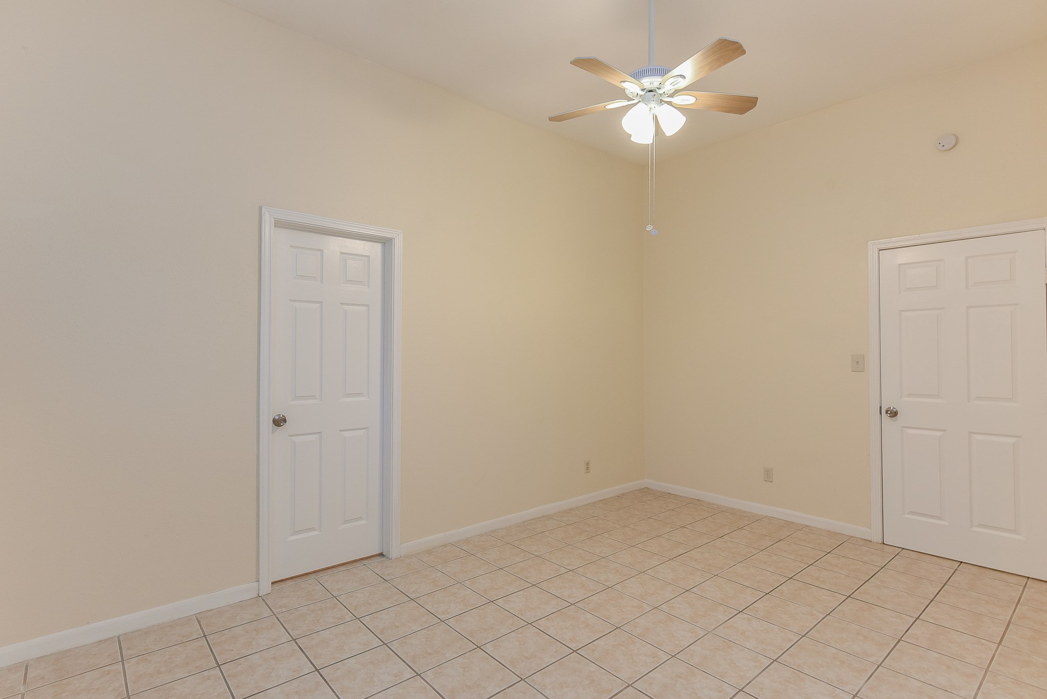 18610 Anne Drive Webster, TX 77058 - Photo 21 of 50 a view of an empty room