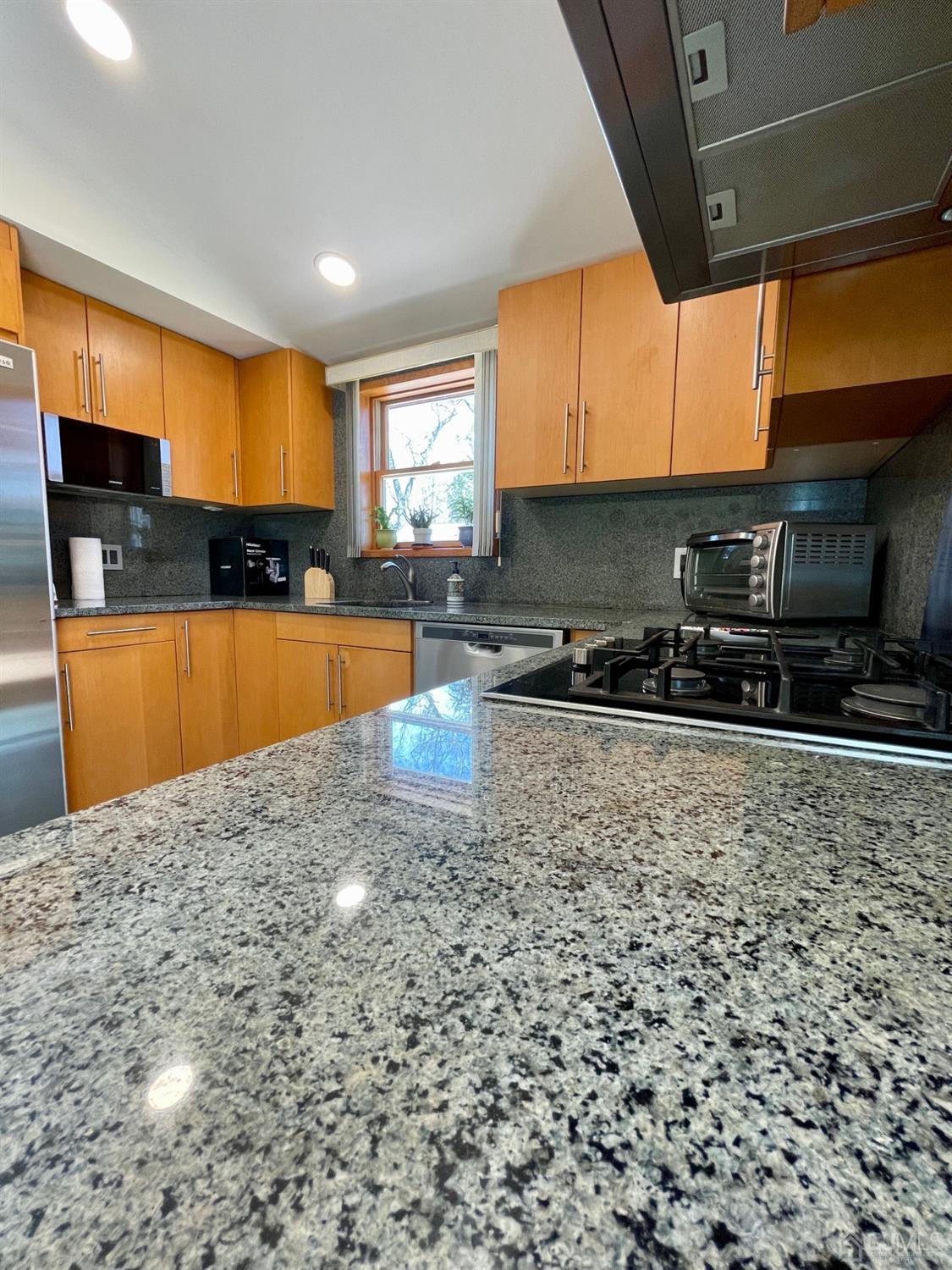 10 Sand Road East Brunswick, NJ 08850 - Photo 12 of 49 Gallery Image 12