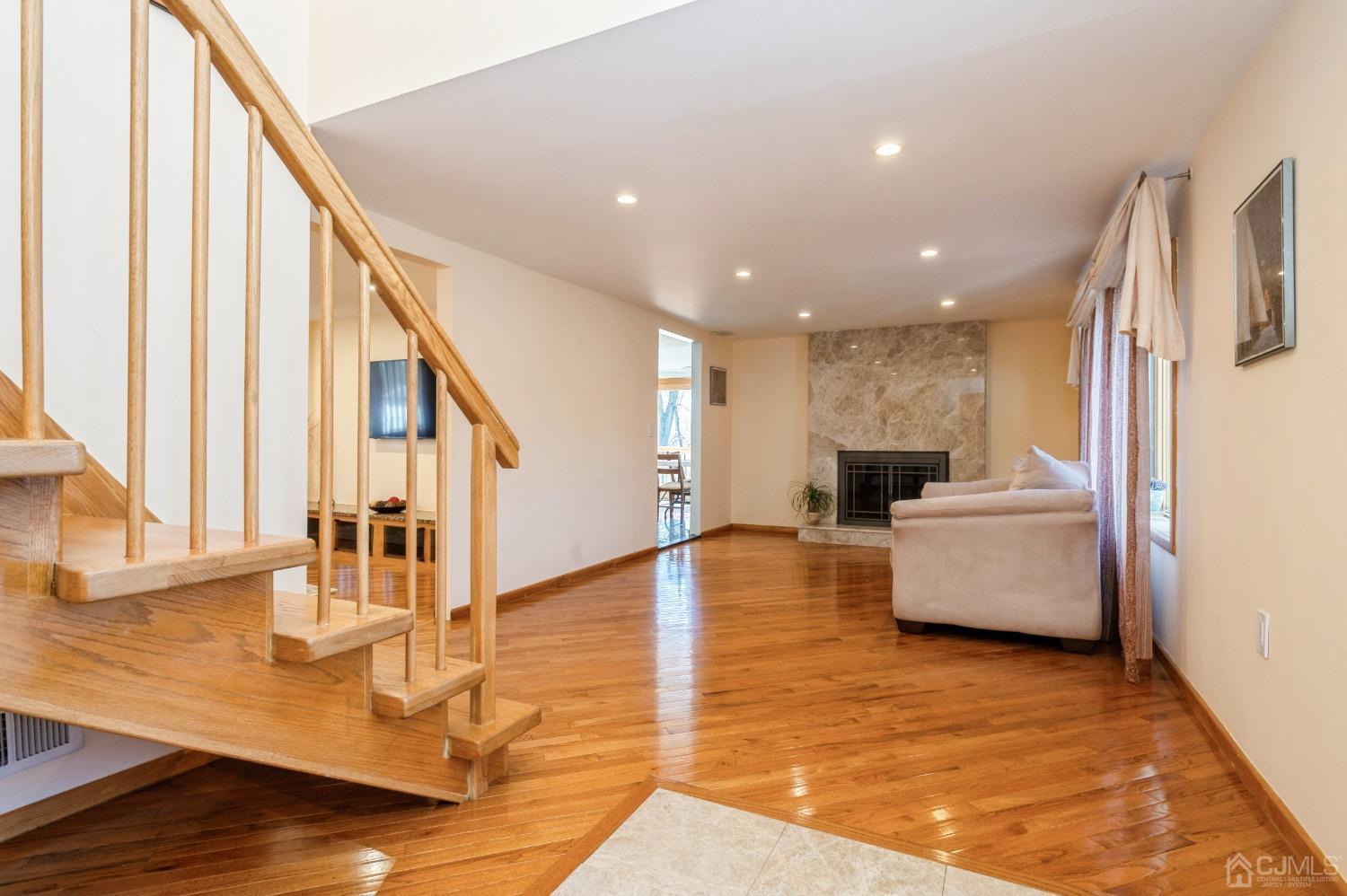 10 Sand Road East Brunswick, NJ 08850 - Photo 4 of 49 Gallery Image 4