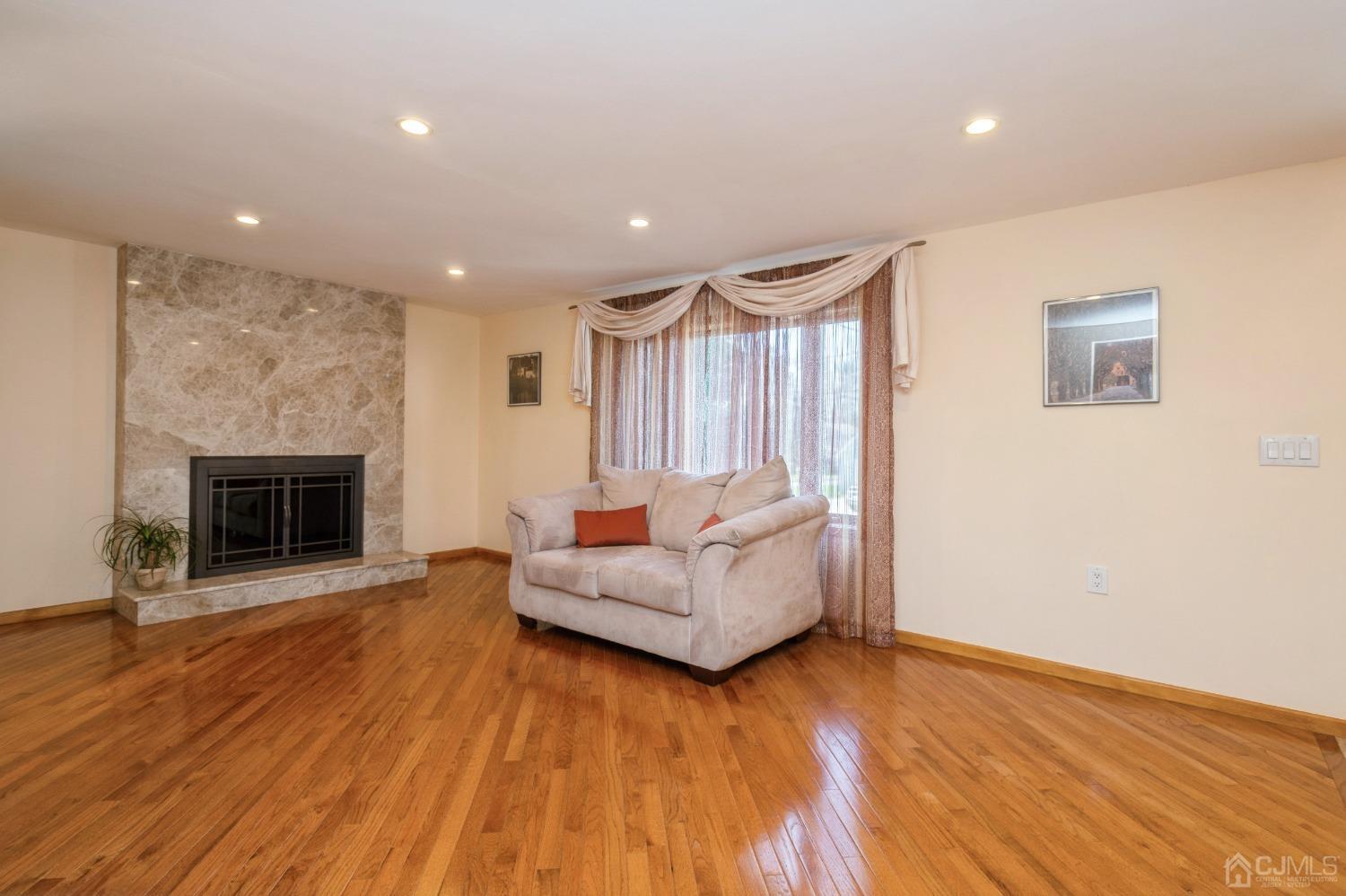 10 Sand Road East Brunswick, NJ 08850 - Photo 6 of 49 Gallery Image 6