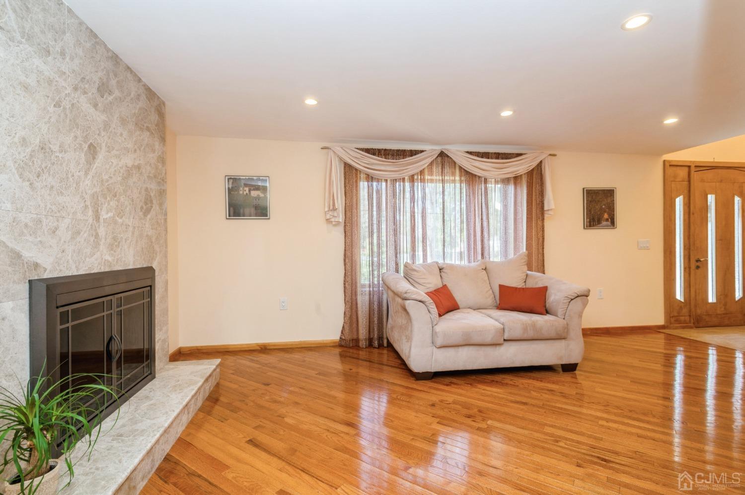 10 Sand Road East Brunswick, NJ 08850 - Photo 7 of 49 Gallery Image 7