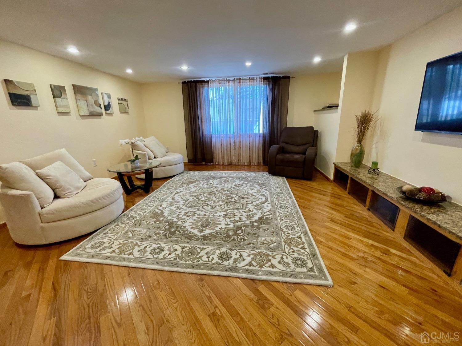 10 Sand Road East Brunswick, NJ 08850 - Photo 8 of 49 Gallery Image 8