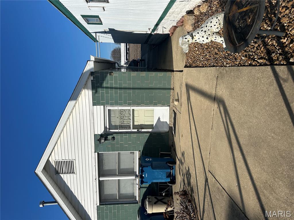 408 East 2nd Street St. Jacob, IL 62281 - Photo 17 of 24