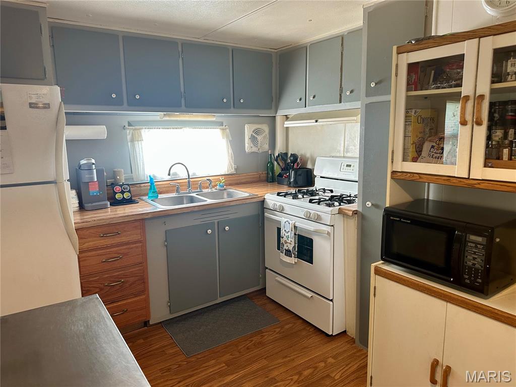 408 East 2nd Street St. Jacob, IL 62281 - Photo 8 of 24