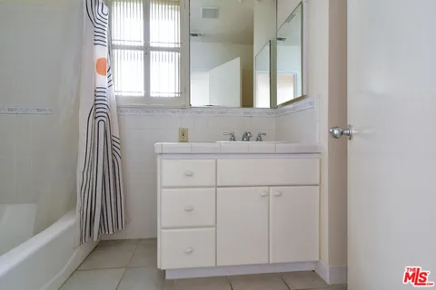 $1,799,000 | Undisclosed Address, Encino, CA 91436