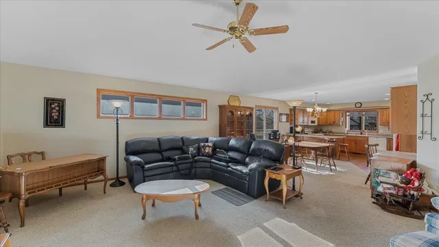 $429,900 | 811 Westland Street, New London, MN 56273