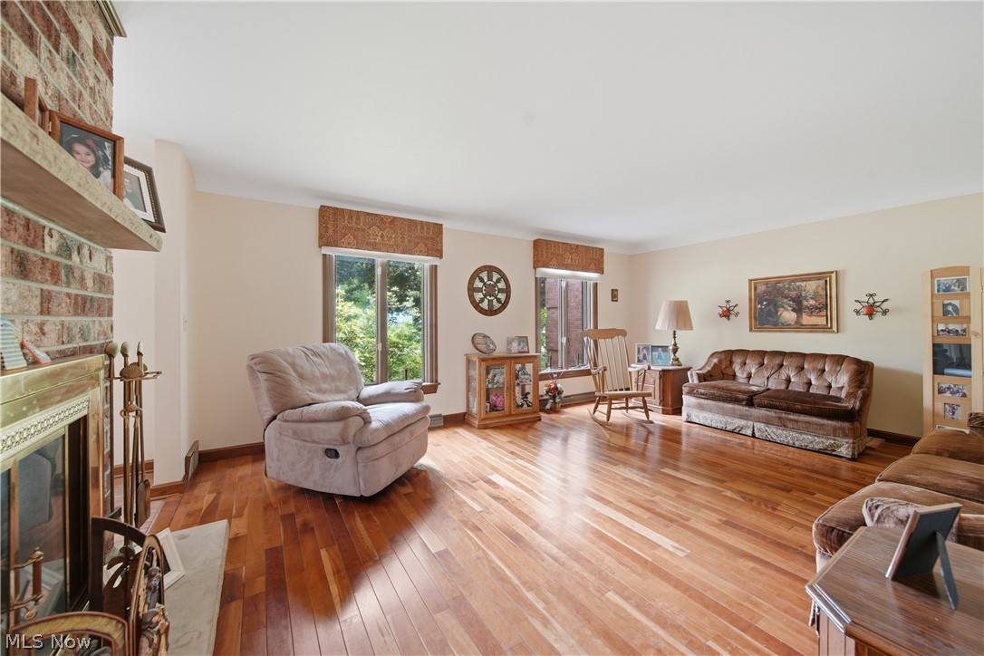 6118 Wiclif Road Northeast Canton, OH 44721 - Photo 4 of 48