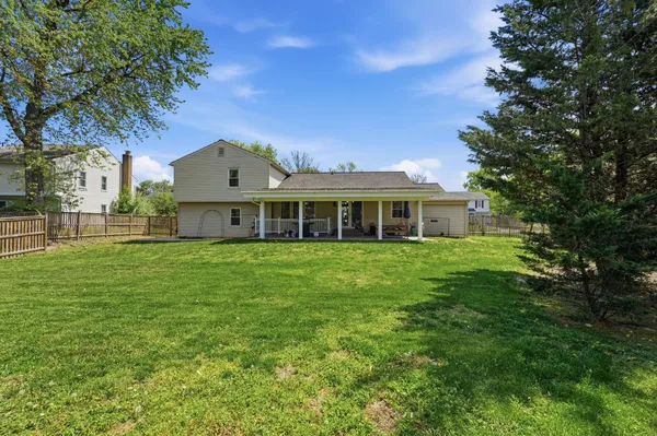 $750,000 | 1630 Sadlers Wells Drive, Herndon, VA 20170