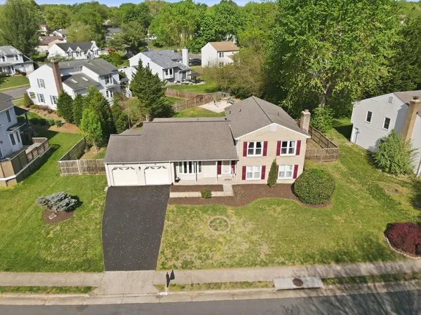 $750,000 | 1630 Sadlers Wells Drive, Herndon, VA 20170