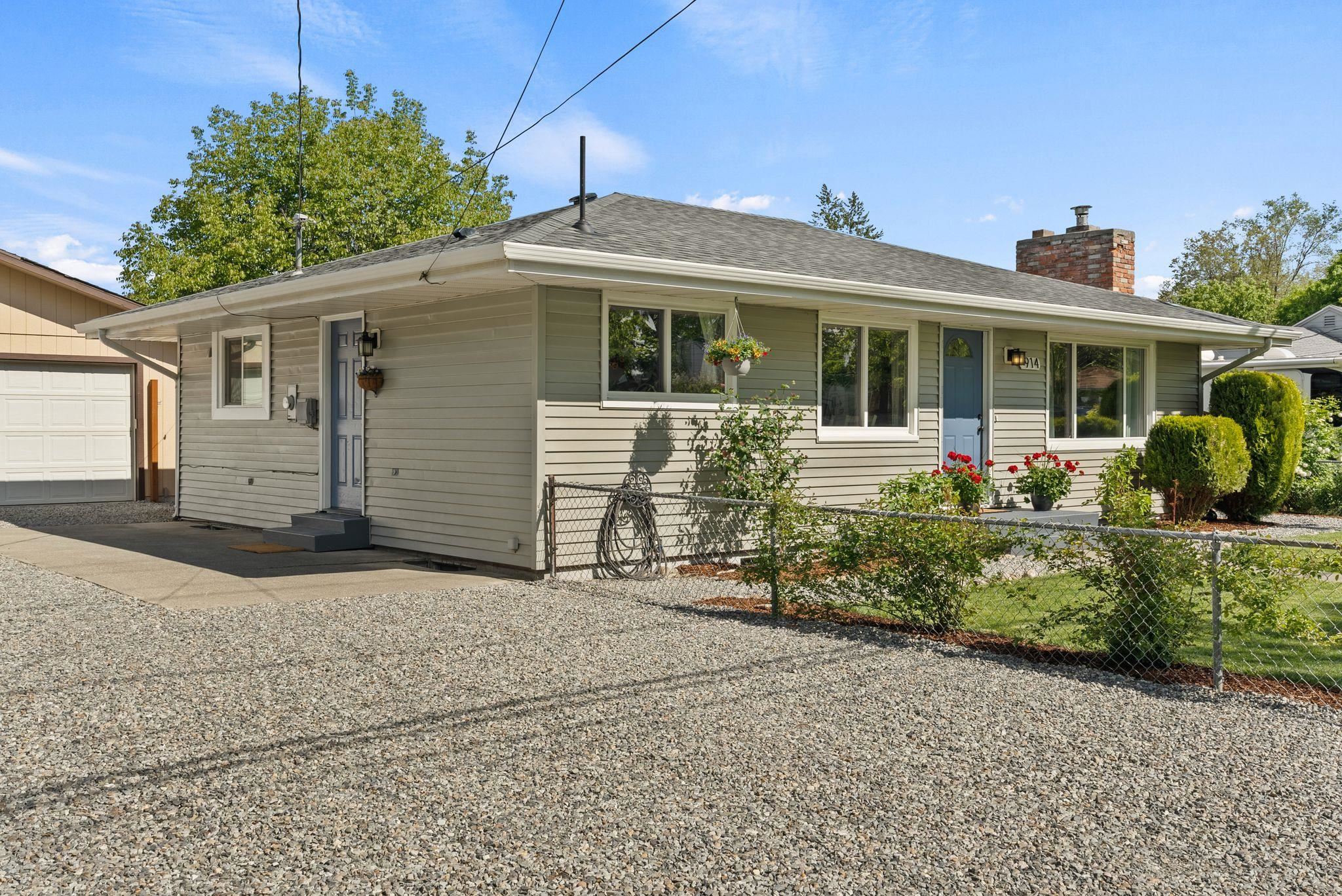 914 North Locust Road Spokane Valley, WA 99206 - Photo 2 of 37