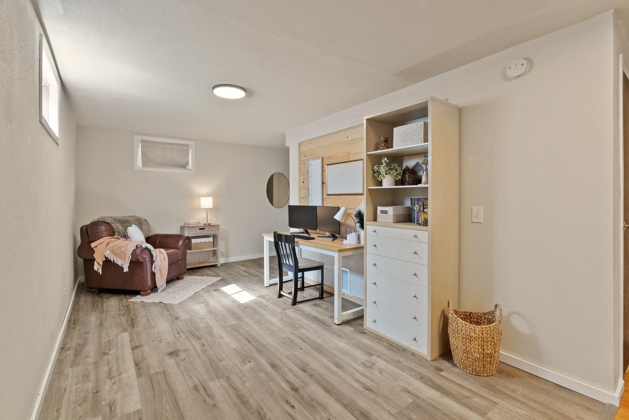 914 North Locust Road Spokane Valley, WA 99206 - Photo 23 of 37