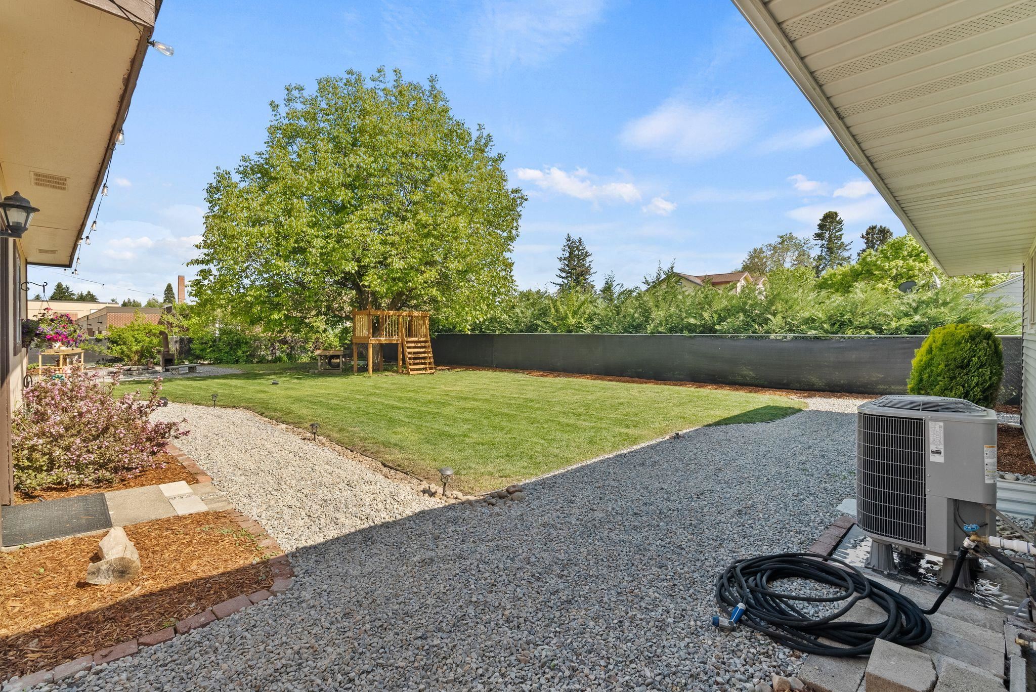 914 North Locust Road Spokane Valley, WA 99206 - Photo 31 of 37