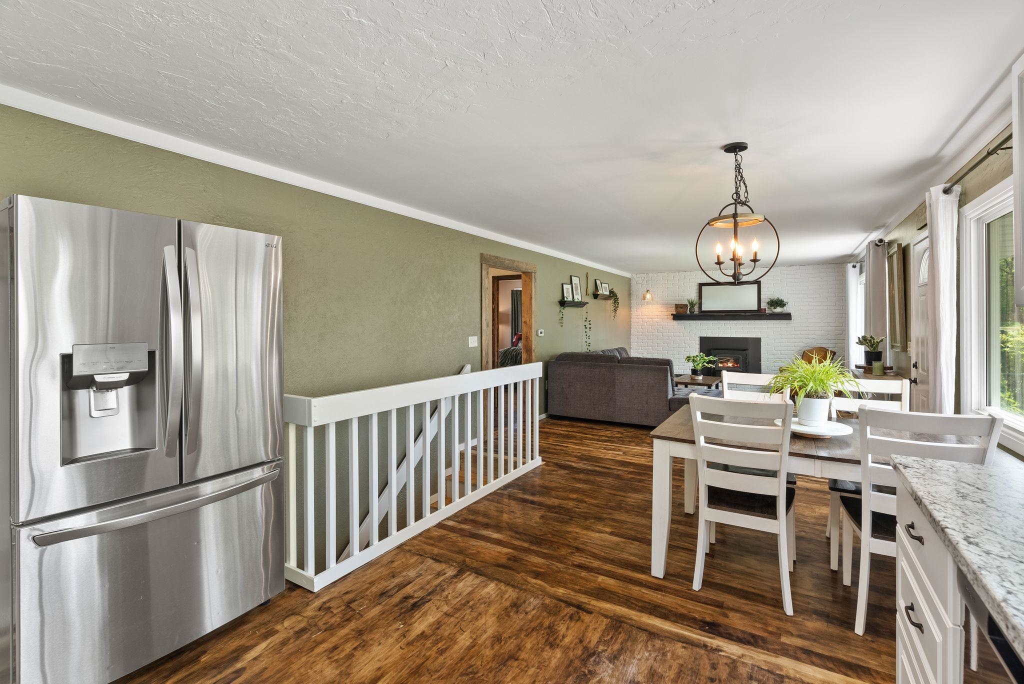 914 North Locust Road Spokane Valley, WA 99206 - Photo 9 of 37