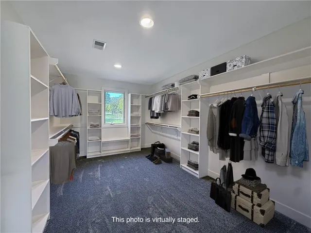 $589,000 | 4248 Country Squire Road, Oak Grove, MO 64075