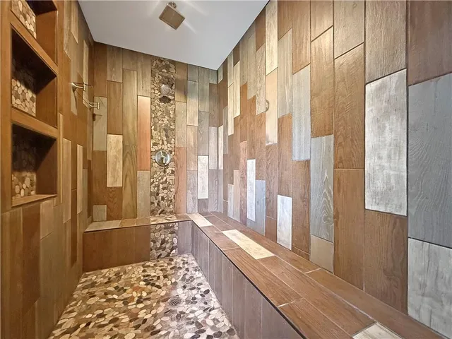 $589,000 | 4248 Country Squire Road, Oak Grove, MO 64075