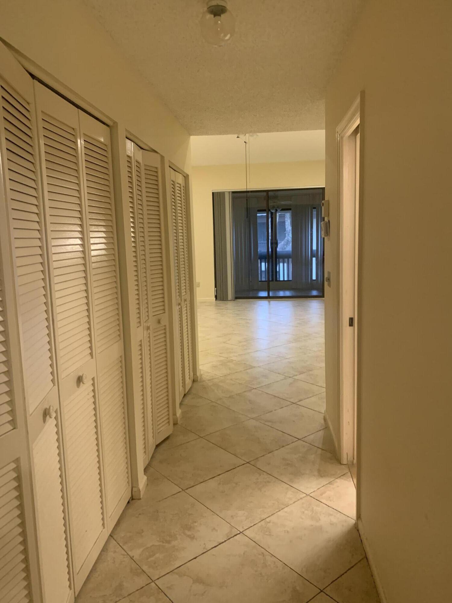 9298 Sable Ridge Circle, Unit D Boca Raton, FL 33428 - Photo 13 of 30 IMG-4234