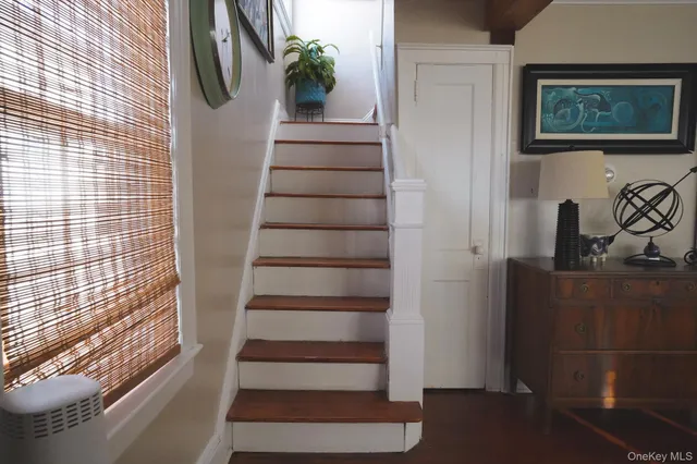 $729,000 | 22 Everett Street, Lynbrook, NY 11563