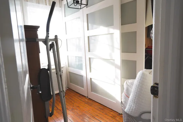 $729,000 | 22 Everett Street, Lynbrook, NY 11563