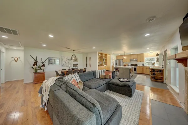 $1,350,000 | 419 Yellowstone Lane, Hunt, TX 78024