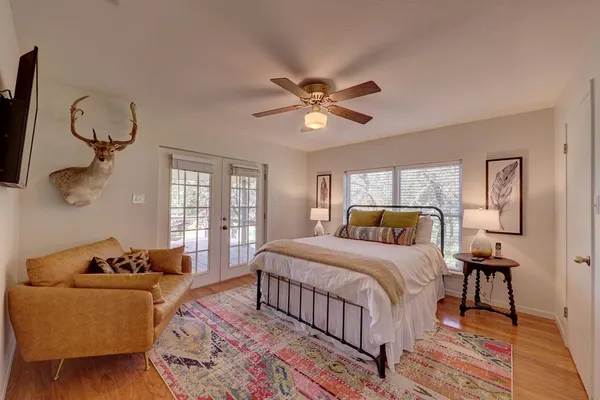 $1,350,000 | 419 Yellowstone Lane, Hunt, TX 78024