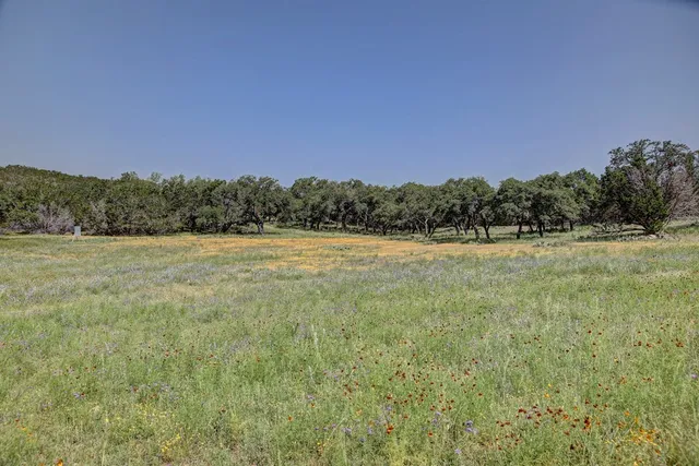 $1,350,000 | 419 Yellowstone Lane, Hunt, TX 78024