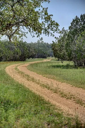 $1,350,000 | 419 Yellowstone Lane, Hunt, TX 78024