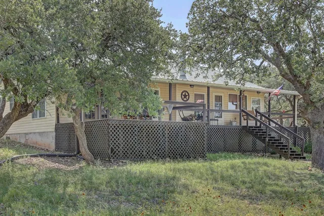 $1,350,000 | 419 Yellowstone Lane, Hunt, TX 78024