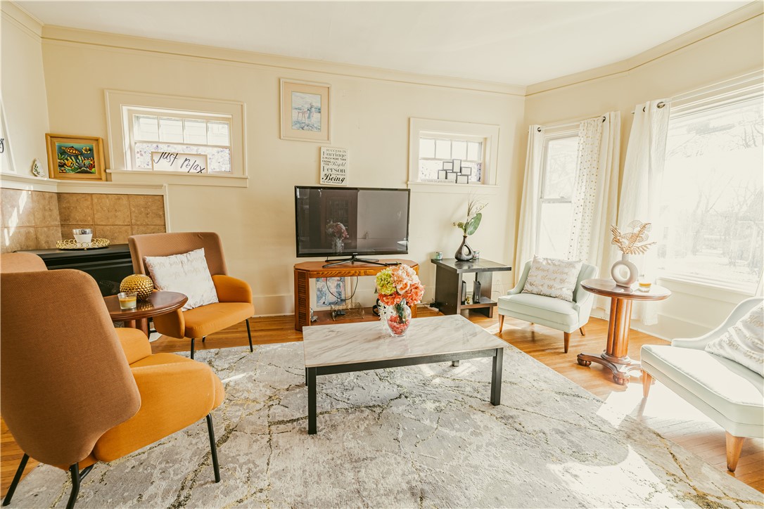 122 East Henrietta Road Rochester, NY 14620 - Photo 5 of 26