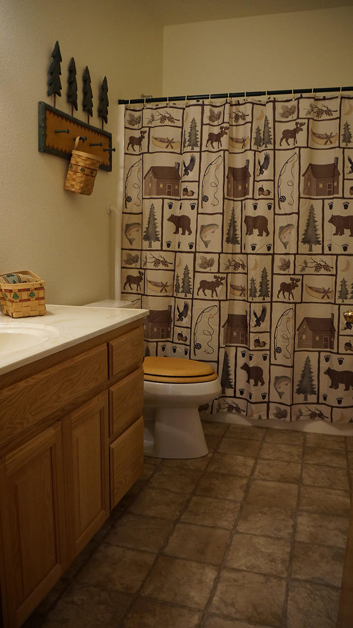 6824 Wilson Hill Road Shingletown, CA 96088 - Photo 47 of 56 Guest Bathroom