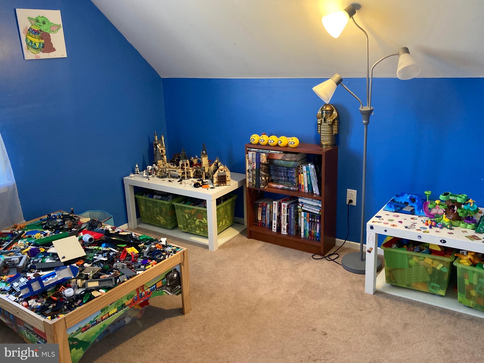 37 Handy Road Levittown, PA 19056 - Photo 24 of 38 Gallery Image 24