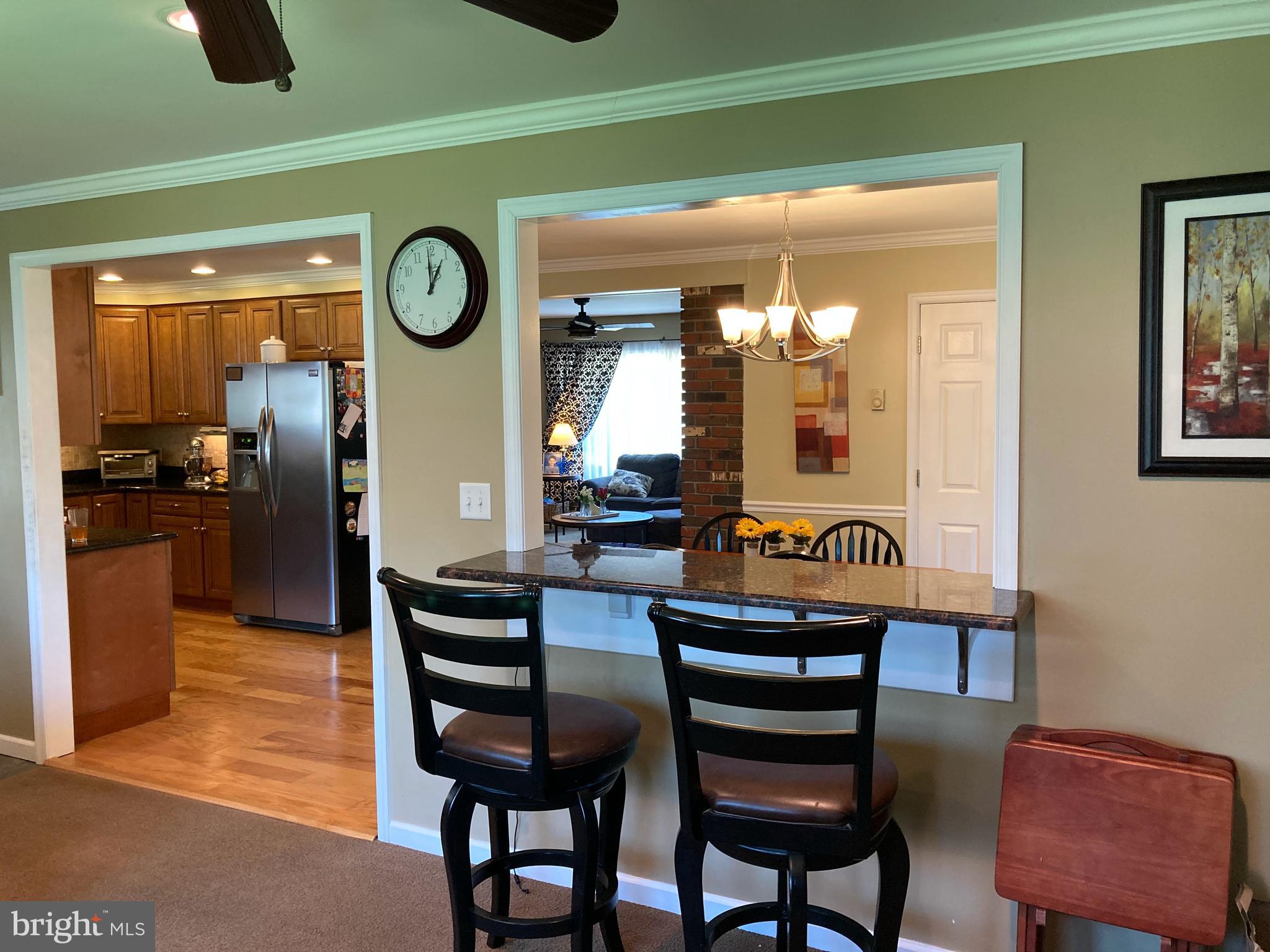 37 Handy Road Levittown, PA 19056 - Photo 5 of 38 Gallery Image 5
