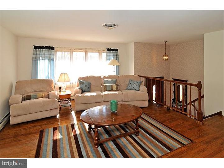 2502 Bedminster Road Perkasie, PA 18944 - Photo 12 of 23 Living Room