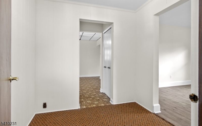 87 East Somerset Street, Unit 1 Raritan, NJ 08869 - Photo 4 of 13