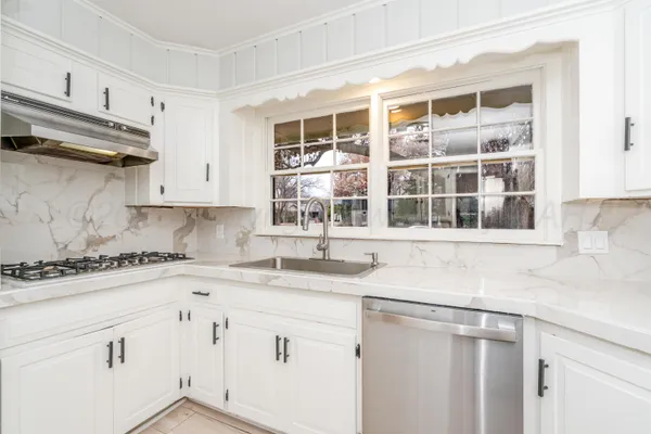 $414,999 | 4802 Olsen Boulevard, Amarillo, TX 79106