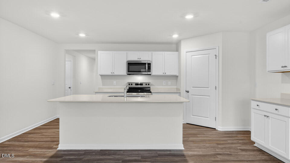 113 Daniel Road Smithfield, NC 27577 - Photo 8 of 40 Kitchen