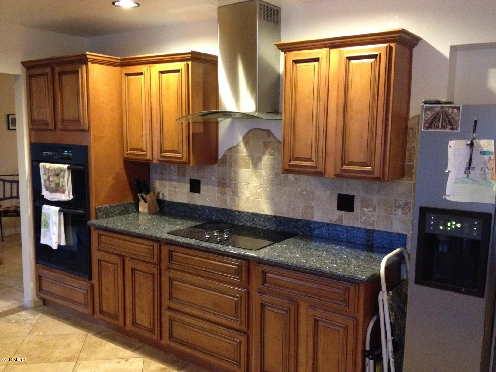 1341 North Pomeroy Mesa, AZ 85201 - Photo 2 of 18 3
