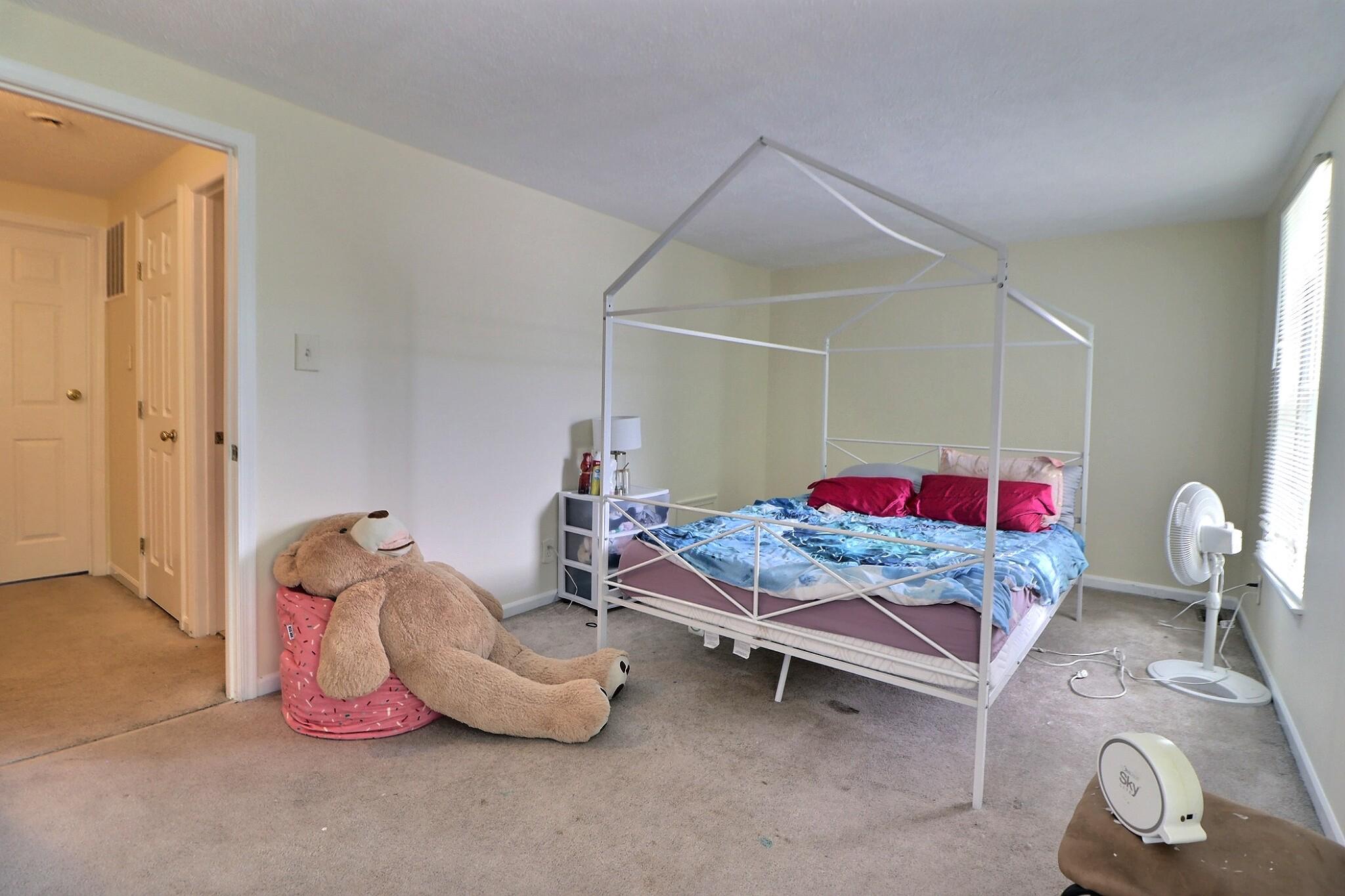 6 Regency Drive Mount Holly, NJ 08060 - Photo 9 of 27 Second bedroom