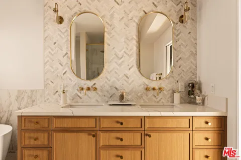 $3,595,000 | 7403 Stewart Avenue, Los Angeles, CA 90045