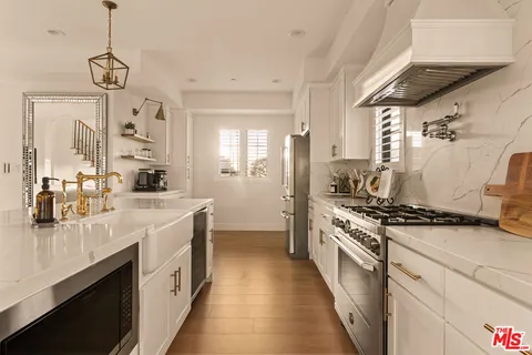 $3,195,000 | 7403 Stewart Avenue, Los Angeles, CA 90045