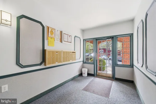 $1,700 | 5911 E Prince James Drive, Unit 25, Springfield, VA 22152