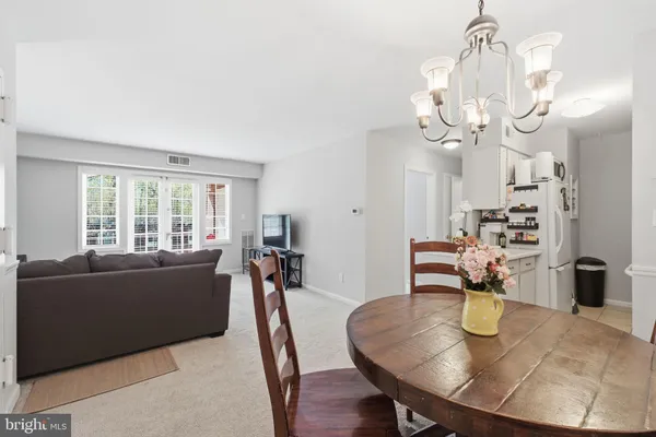 $1,700 | 5911 E Prince James Drive, Unit 25, Springfield, VA 22152